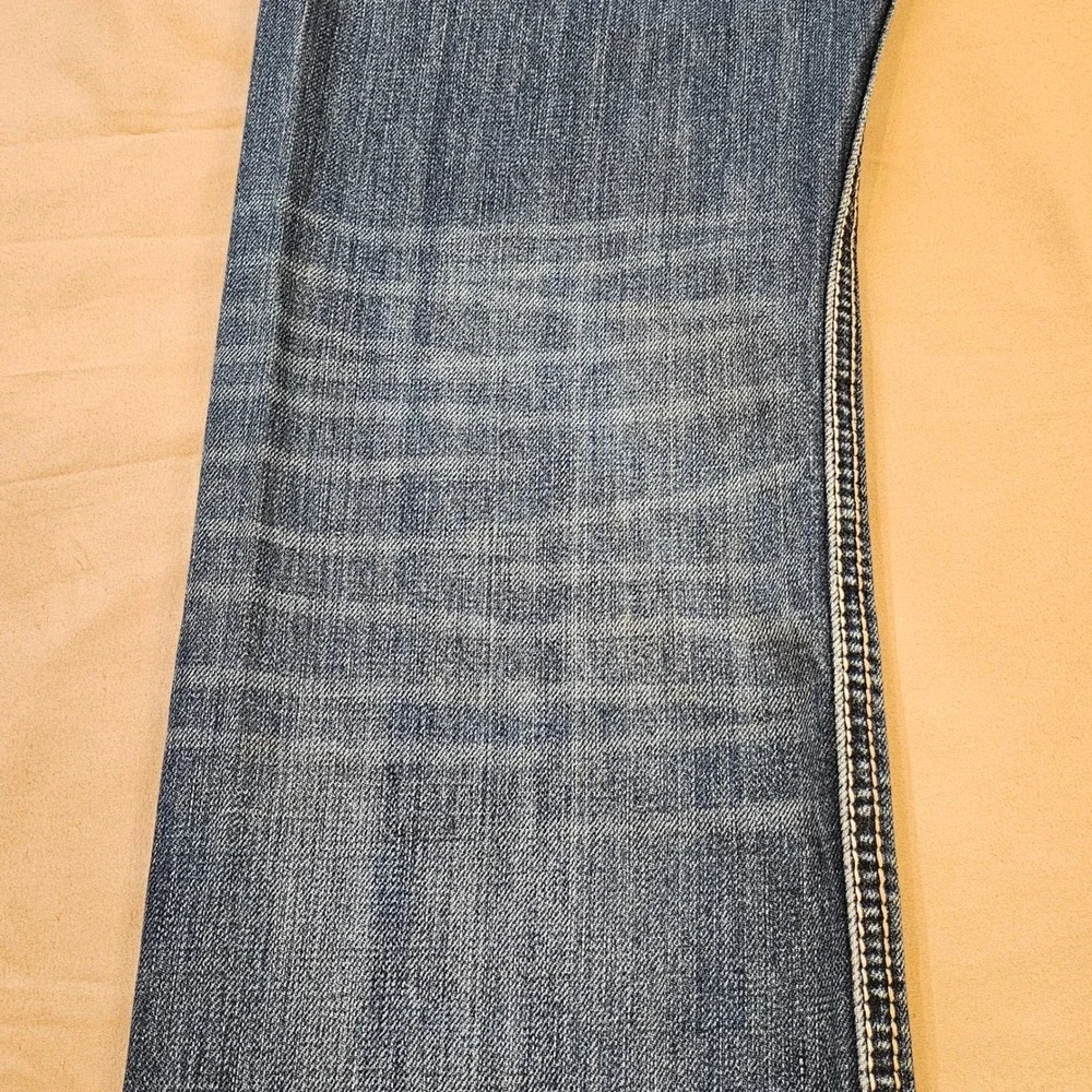 BKE Denim Aiden Straight Distressed Jeans Mens 31L Medium Wash ABM2512